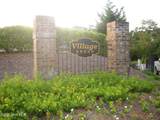 539 Village Green Drive - Photo 2
