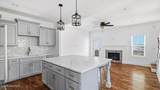 570 Ashe Street - Photo 6