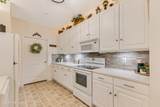 240 Woodlands Way - Photo 6