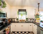 1705 Greenwood Street - Photo 14