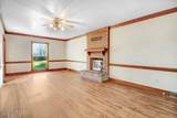 2204 Acorn Circle - Photo 10
