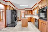 2204 Acorn Circle - Photo 12
