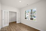 1018 Middlecrest Drive - Photo 5