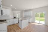 1018 Middlecrest Drive - Photo 11