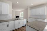1018 Middlecrest Drive - Photo 16
