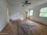 512 Blades Avenue - Photo 4
