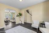 913 Courthouse Crossing - Photo 15