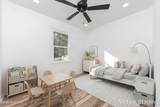 111 Lynn Court - Photo 12
