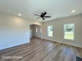152 Woodford Drive - Photo 14