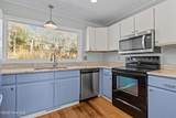 241 Windjammer - Photo 12