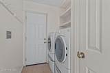 241 Windjammer - Photo 26