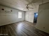 1010 Center Street - Photo 11