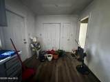 1010 Center Street - Photo 8