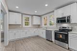106 Kenwood Avenue - Photo 16