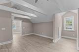 106 Kenwood Avenue - Photo 33