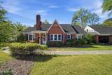 1521 Queen Street - Photo 2