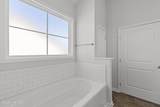 905 Maitland Street - Photo 37