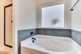 1014 Gregory Landing Drive - Photo 26