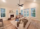 695 Sunset Drive - Photo 17