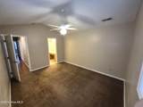 809 Autumn Leaves Court - Photo 15