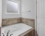 3915 Berkshire Way - Photo 27