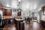 2758 Huntcliffe Drive - Photo 24