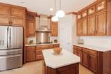 552 Bentley Court - Photo 4