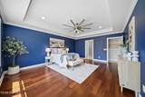 105 Lamplighters Walk - Photo 18