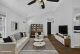 806 Saddle Point - Photo 12