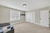 363 Hanover Lakes Drive - Photo 33