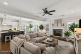 3064 Rosewood Drive - Photo 18