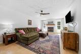 2002 Joslyn Drive - Photo 9