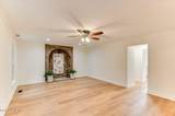 261 Kings Way - Photo 14