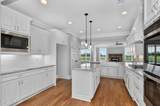 454 Woodlawn Street - Photo 7