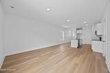 18 Pioneer Way - Photo 9