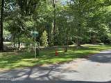 400 Camellia Drive - Photo 4