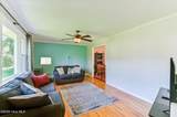 809 Hammond Drive - Photo 4