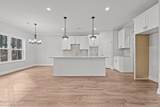 112 Callis Circle - Photo 17