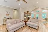 212 Deveraux Point - Photo 12