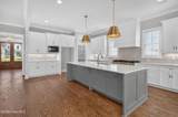 438 Woodlawn Street - Photo 28