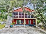 303 Live Oak Street - Photo 3