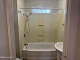 138 Circle Court - Photo 15