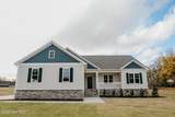 107 Lucky Lane - Photo 1
