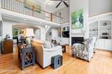 580 Versailles Boulevard - Photo 12