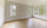 315 Sloan Lane - Photo 55