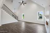 7401 Hill Road - Photo 15