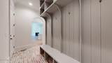 305 Sloan Lane - Photo 33