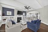 363 Hanover Lakes Drive - Photo 8