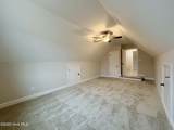 1611 Old Carriage Road - Photo 47