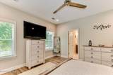 212 Deveraux Point - Photo 20
